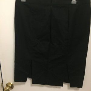 WOMEN'S GAP SKIRT